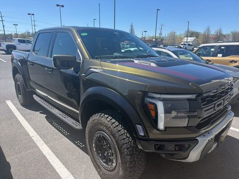 Used 2025 Ford F150 Raptor image 2