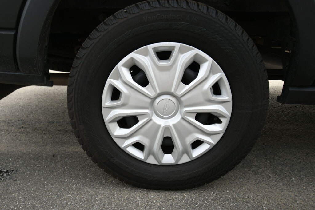Used 2025 Ford Transit 350 XLT RWD image 29