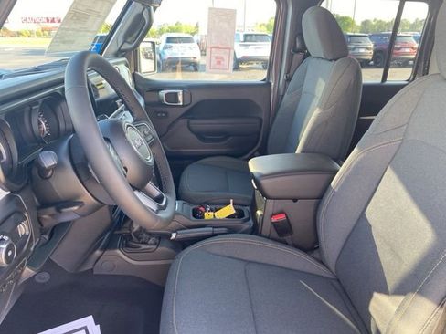 New 2025 Jeep Wrangler Sport S image 9