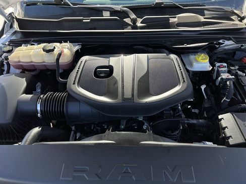 Used 2025 RAM 1500 Laramie image 34