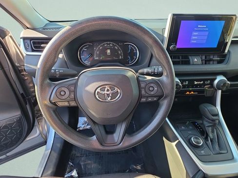 Used 2023 Toyota RAV4 XLE image 23