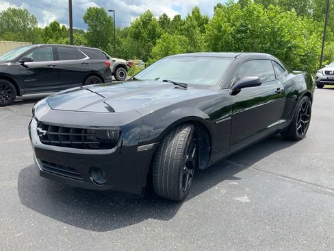 Used 2013 Chevrolet Camaro LS RWD image 5