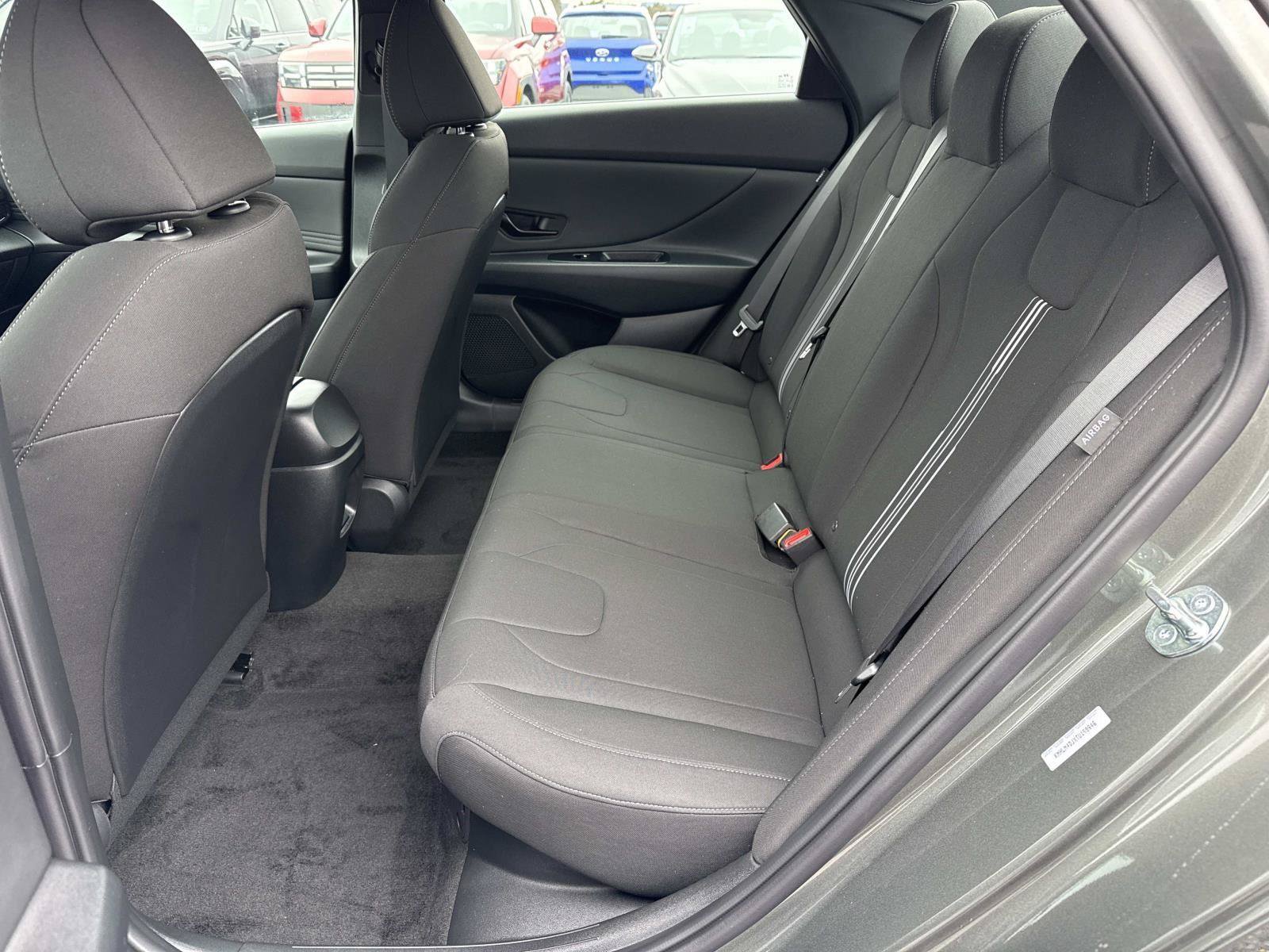 New 2026 Hyundai Elantra SEL w/ Cargo Package FWD image 10