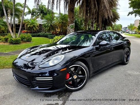 Used 2016 Porsche Panamera GTS image 15