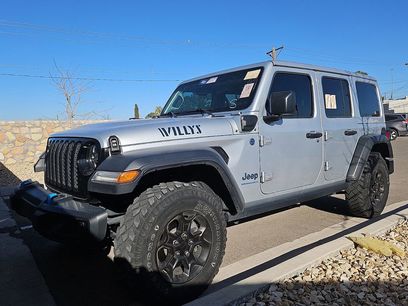 Used 2023 Jeep Wrangler Unlimited w/ Cold Weather Group