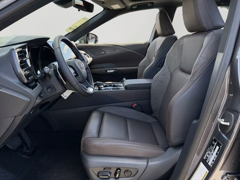 New 2026 Lexus RX 450h AWD image 12