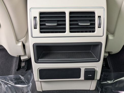 Used 2023 Jaguar F-PACE S image 26