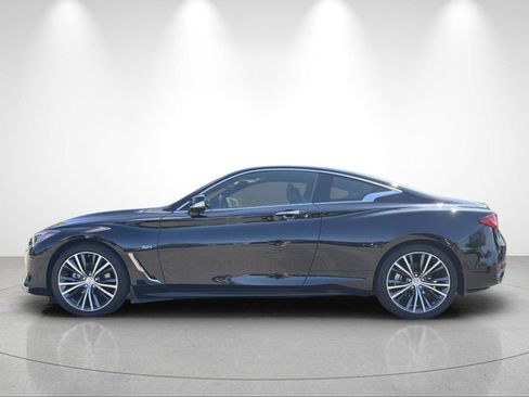 Used 2019 INFINITI Q60 3.0t Luxe w/ Essential Package AWD/4WD image 2