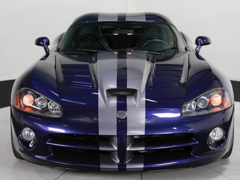 Used 2008 Dodge Viper SRT-10 image 10