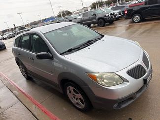 Used 2006 Pontiac Vibe w/ Sun And Sound Package video 2