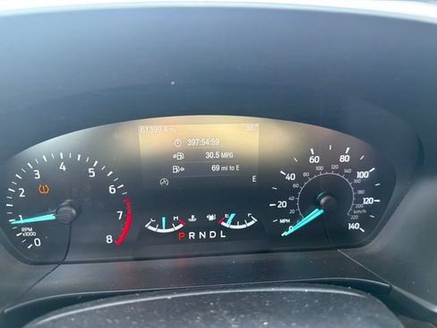Used 2021 Ford Escape SE FWD image 10