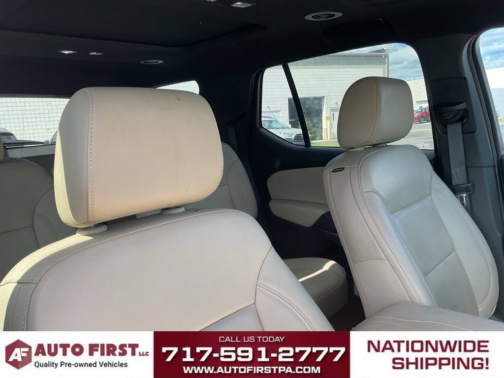 Used 2023 Chevrolet Traverse LT w/ LT Premium Package AWD/4WD image 22