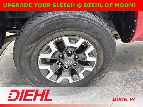 Used 2021 Toyota Tacoma SR image 8