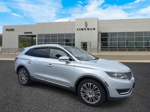 Used 2018 Lincoln MKX Reserve w/ Driver Assistance Package image 1