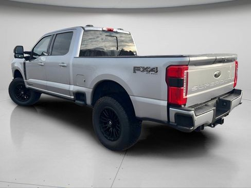 Used 2023 Ford F250 Lariat w/ Lariat Ultimate Package image 11