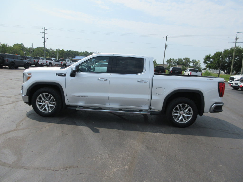 Used 2019 GMC Sierra 1500 SLT w/ SLT Premium Package AWD/4WD image 10