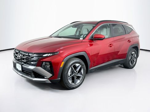 Used 2026 Hyundai Tucson SEL FWD image 3