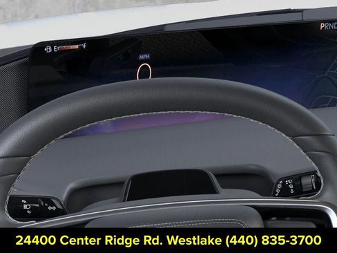 New 2026 Lincoln Navigator Reserve AWD/4WD image 13