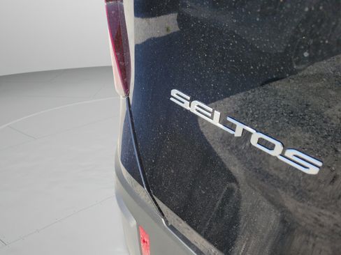 New 2027 Kia Seltos EX FWD image 29