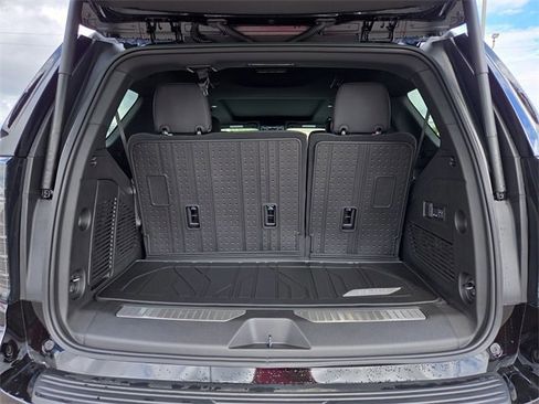 New 2026 Chevrolet Tahoe Premier image 14