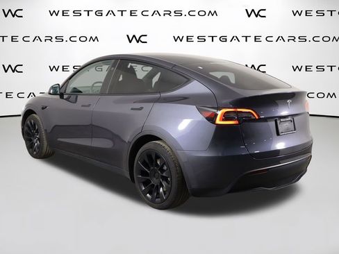 Used 2023 Tesla Model Y 2WD image 48
