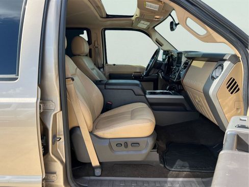 Used 2014 Ford F250 Lariat w/ Lariat Ultimate Package AWD/4WD image 30
