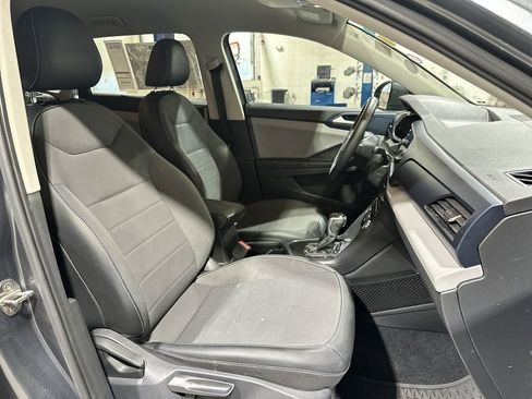 Used 2022 Volkswagen Taos SE image 24