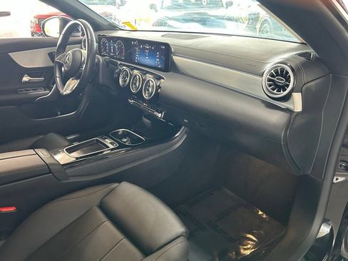 Used 2025 Mercedes-Benz CLA 250 image 42