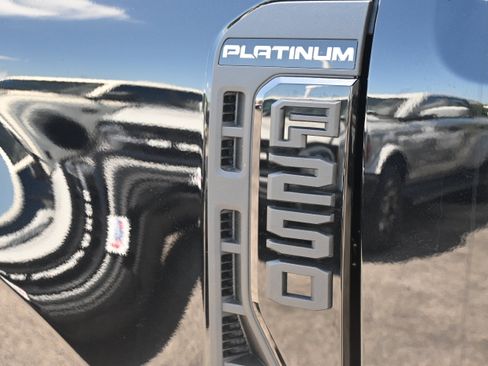 New 2026 Ford F250 Platinum w/ Tremor Off-Road Package AWD/4WD image 12