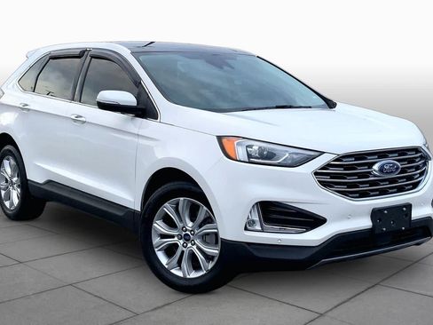 Used 2022 Ford Edge Titanium AWD/4WD image 3