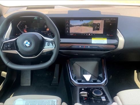 Used 2025 BMW X3 xDrive30i w/ Premium Package image 5