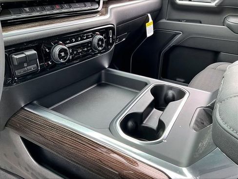 New 2026 Chevrolet Silverado 3500 LT image 13