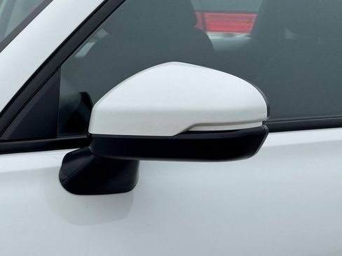 Certified 2024 Honda HR-V LX image 4