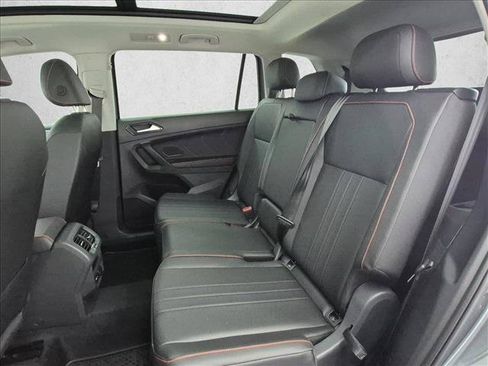 Used 2024 Volkswagen Tiguan Wolfsburg Edition FWD image 22