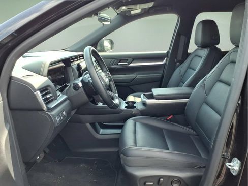 Used 2026 GMC Terrain Elevation w/ Elevation Premium Package AWD/4WD image 4