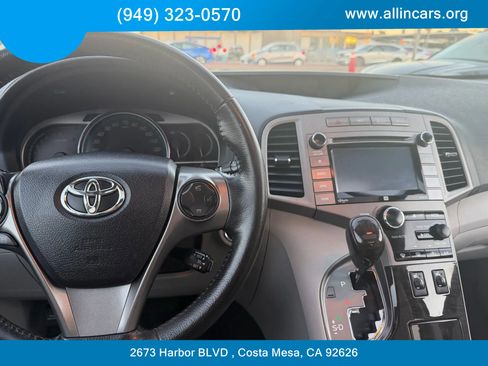 Used 2015 Toyota Venza XLE w/ XLE Premium Package image 7