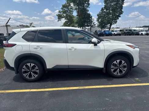 Certified 2023 Nissan Rogue SV AWD/4WD image 5