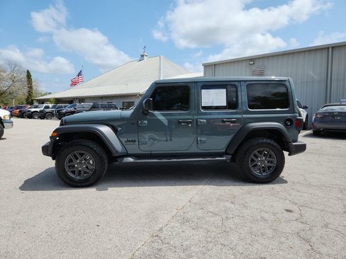 Certified 2026 Jeep Wrangler Unlimited Sport AWD/4WD image 6