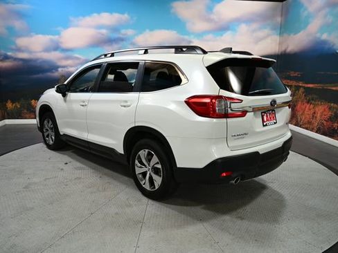 Used 2024 Subaru Ascent Premium w/ Convenience Package image 6