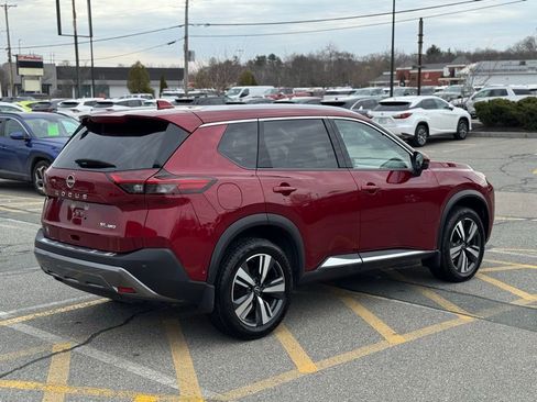 Used 2022 Nissan Rogue SL w/ SL Premium Package image 6