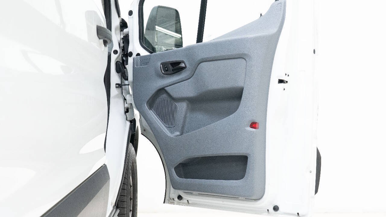 Used 2019 Ford Transit 350 XLT RWD image 25