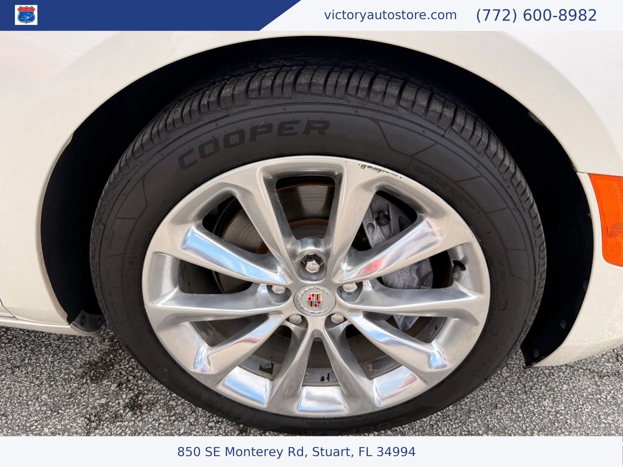 Used 2013 Cadillac XTS Premium FWD image 21