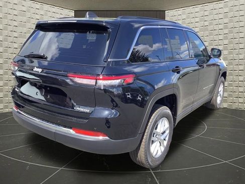New 2026 Jeep Grand Cherokee Laredo X AWD/4WD image 8
