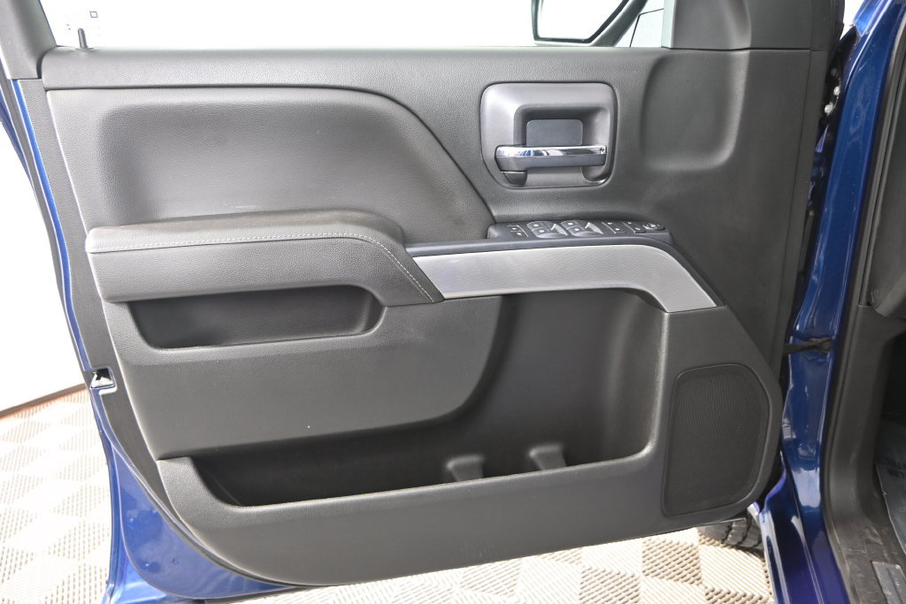 Used 2017 Chevrolet Silverado 1500 LT w/ All Star Edition AWD/4WD image 18
