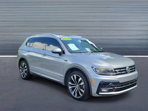 Used 2020 Volkswagen Tiguan SEL Premium R-Line w/ 3rd Row Seat Package AWD/4WD image 2