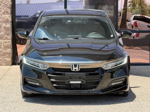 Used 2018 Honda Accord Sport image 19