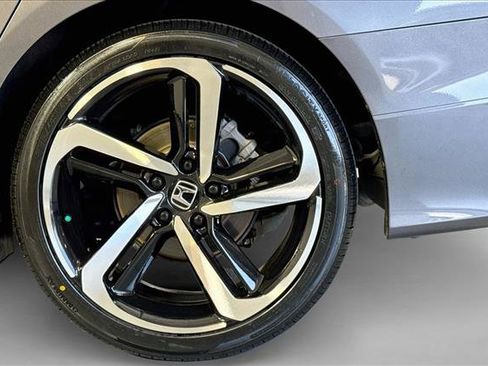 Used 2019 Honda Accord Sport image 30