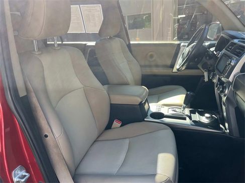 Used 2019 Toyota 4Runner Limited image 28