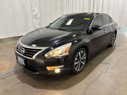 Used 2015 Nissan Altima 2.5 SL w/ Technology Package image 8
