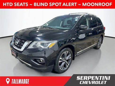 Used 2017 Nissan Pathfinder Platinum w/ Cargo Package AWD/4WD image 1